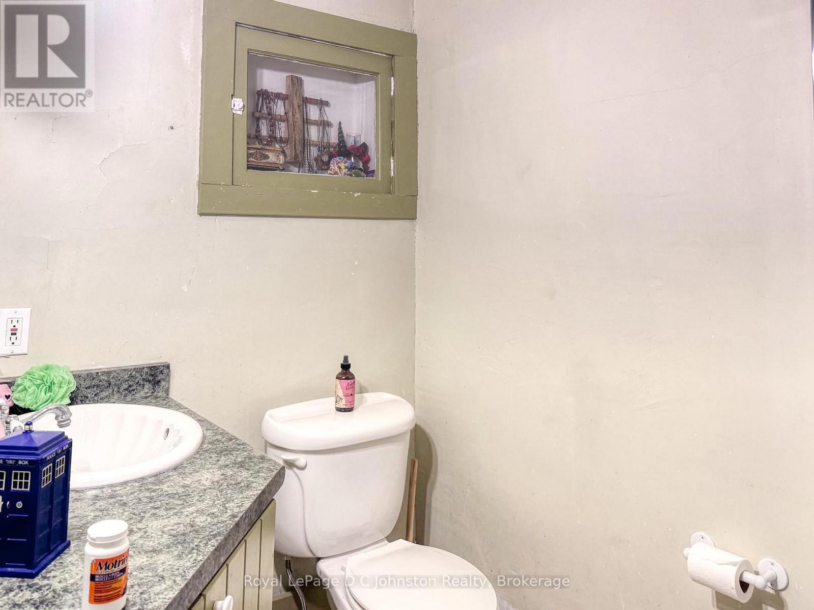 #1, #2, #3, #4 - 490 Mill Street, Saugeen Shores, Ontario  N0H 2C0 - Photo 22 - X12146433