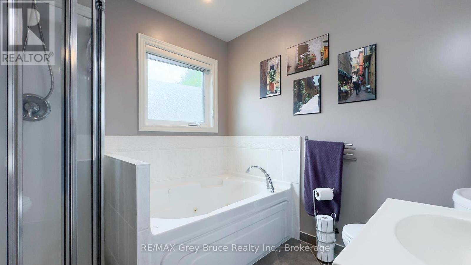 236 Bruce Street, South Bruce Peninsula, Ontario  N0H 2T0 - Photo 23 - X12224444