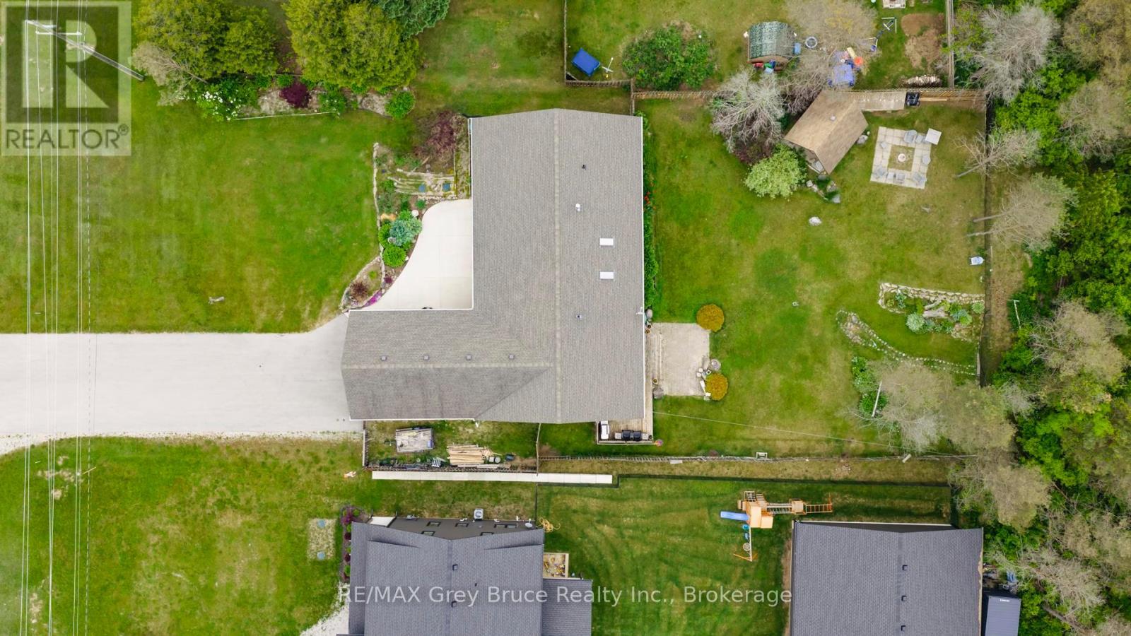 236 Bruce Street, South Bruce Peninsula, Ontario  N0H 2T0 - Photo 28 - X12224444
