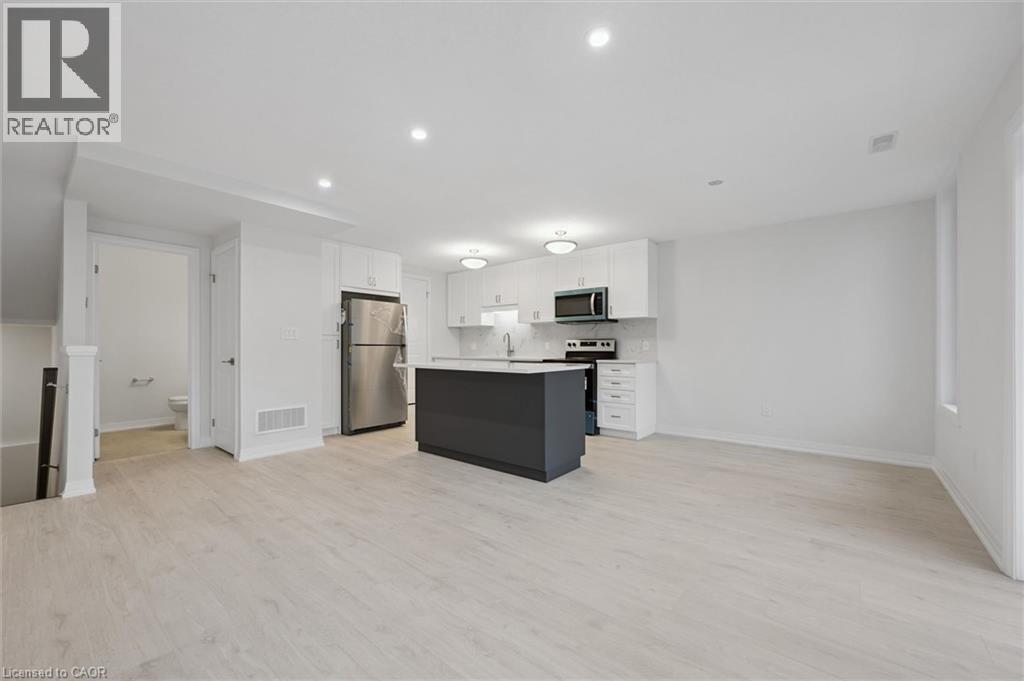 525 Erinbrook Drive Unit# B039, Kitchener, Ontario  N2E 0L4 - Photo 15 - 40763835