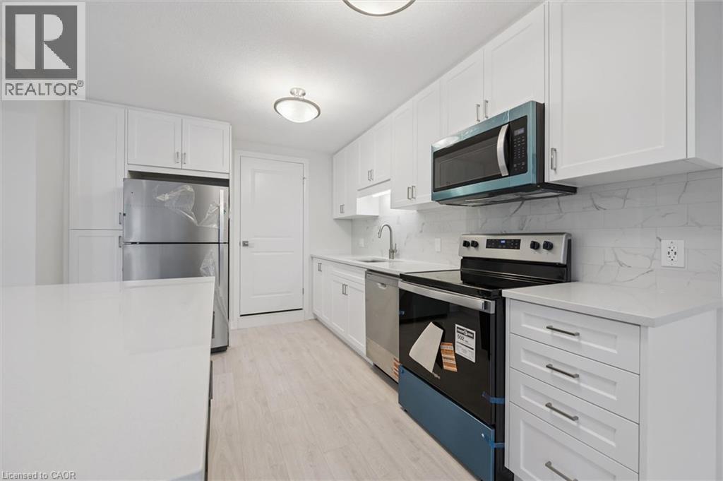 525 Erinbrook Drive Unit# B039, Kitchener, Ontario  N2E 0L4 - Photo 19 - 40763835