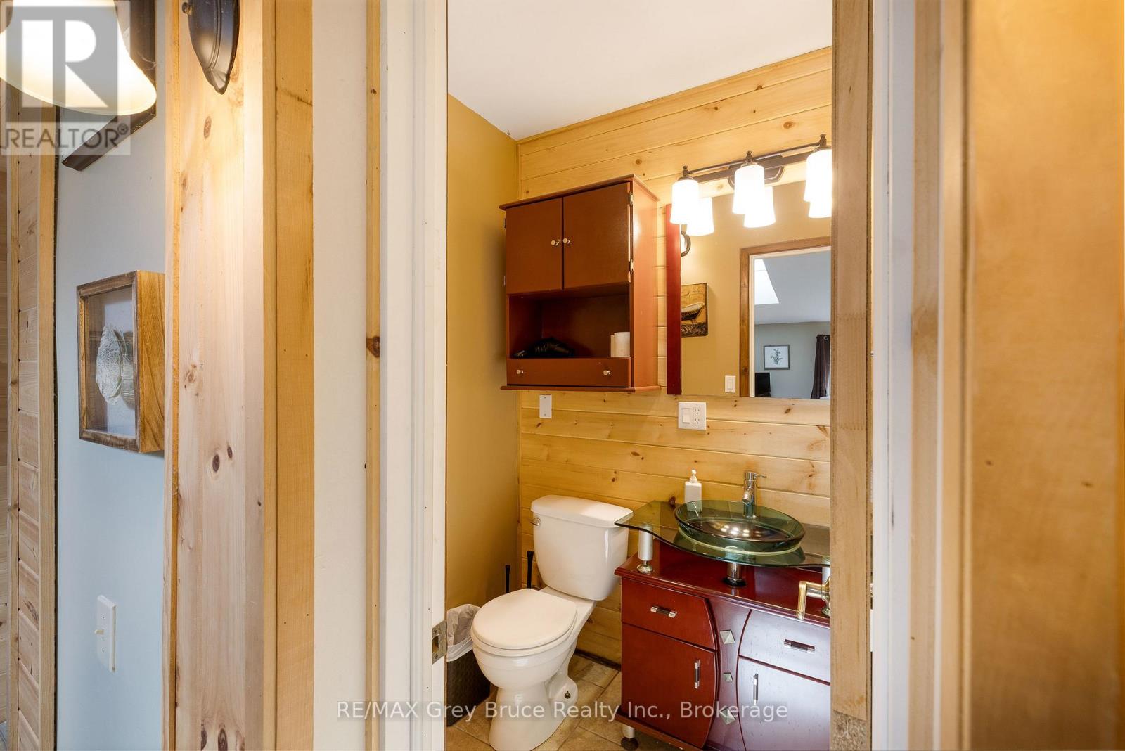 7011 Highway 6, Northern Bruce Peninsula, Ontario  N0H 2R0 - Photo 28 - X12413523