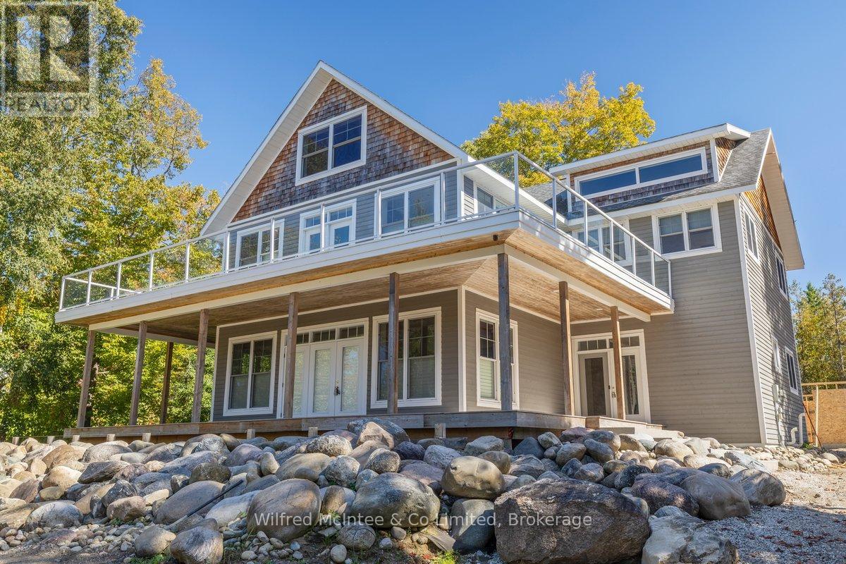 545 Eckford Avenue, Saugeen Shores, Ontario  N0H 2L0 - Photo 4 - X12439248
