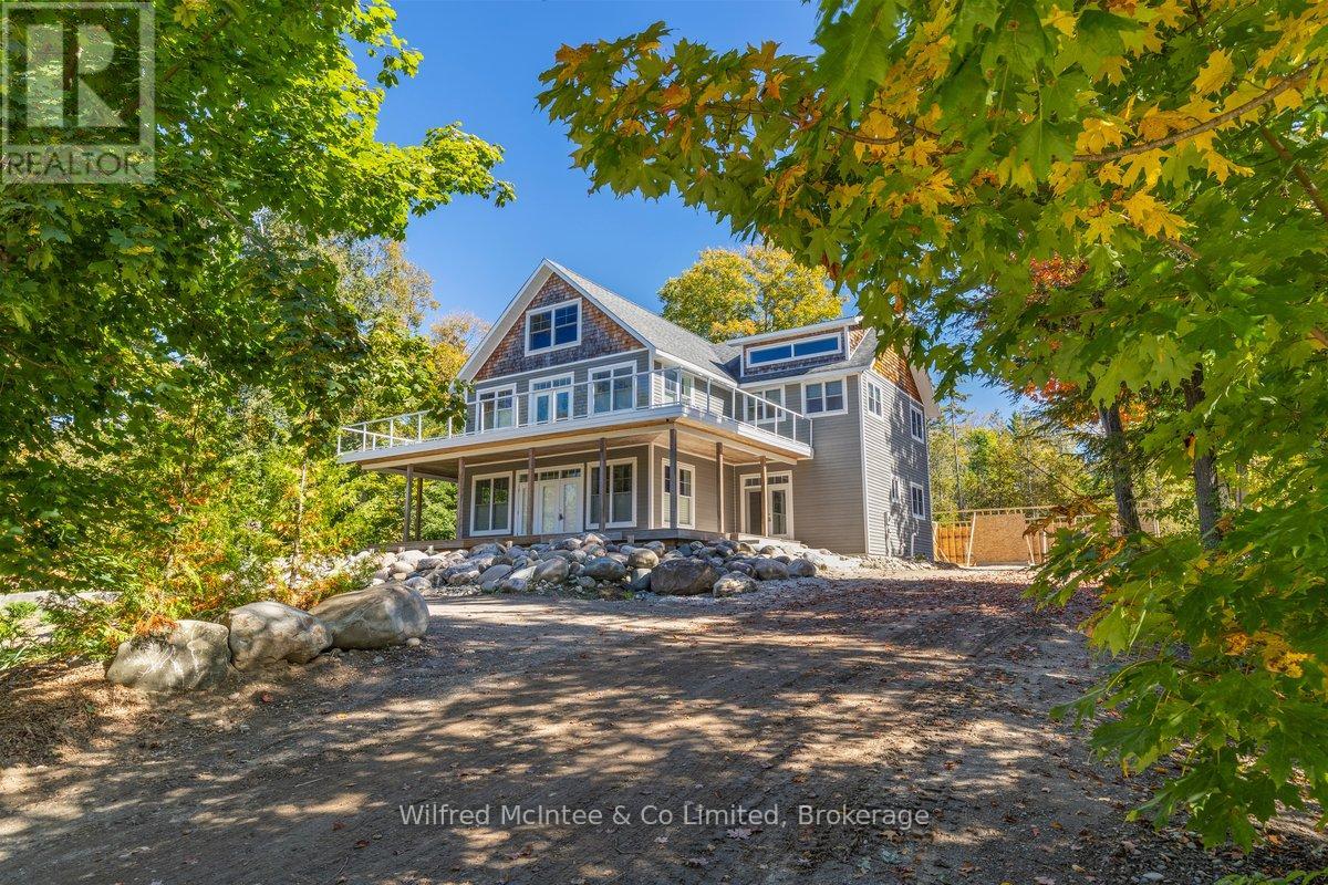 545 Eckford Avenue, Saugeen Shores, Ontario  N0H 2L0 - Photo 6 - X12439248