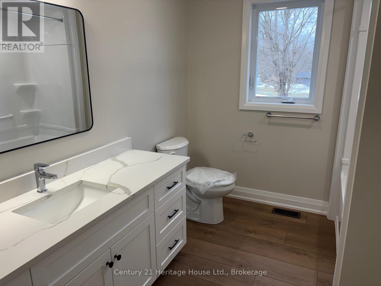 4 - 229 Bruce Street S, West Grey, Ontario  N0G 1R0 - Photo 17 - X12468225