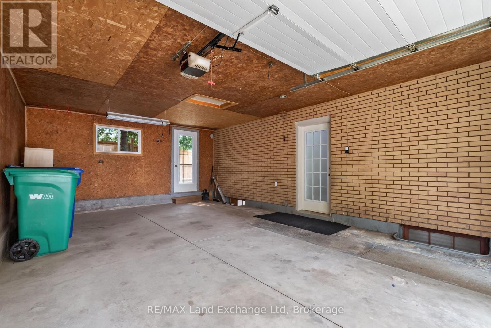 161 Catherine Street, North Huron, Ontario  N0G 2W0 - Photo 27 - X12483476