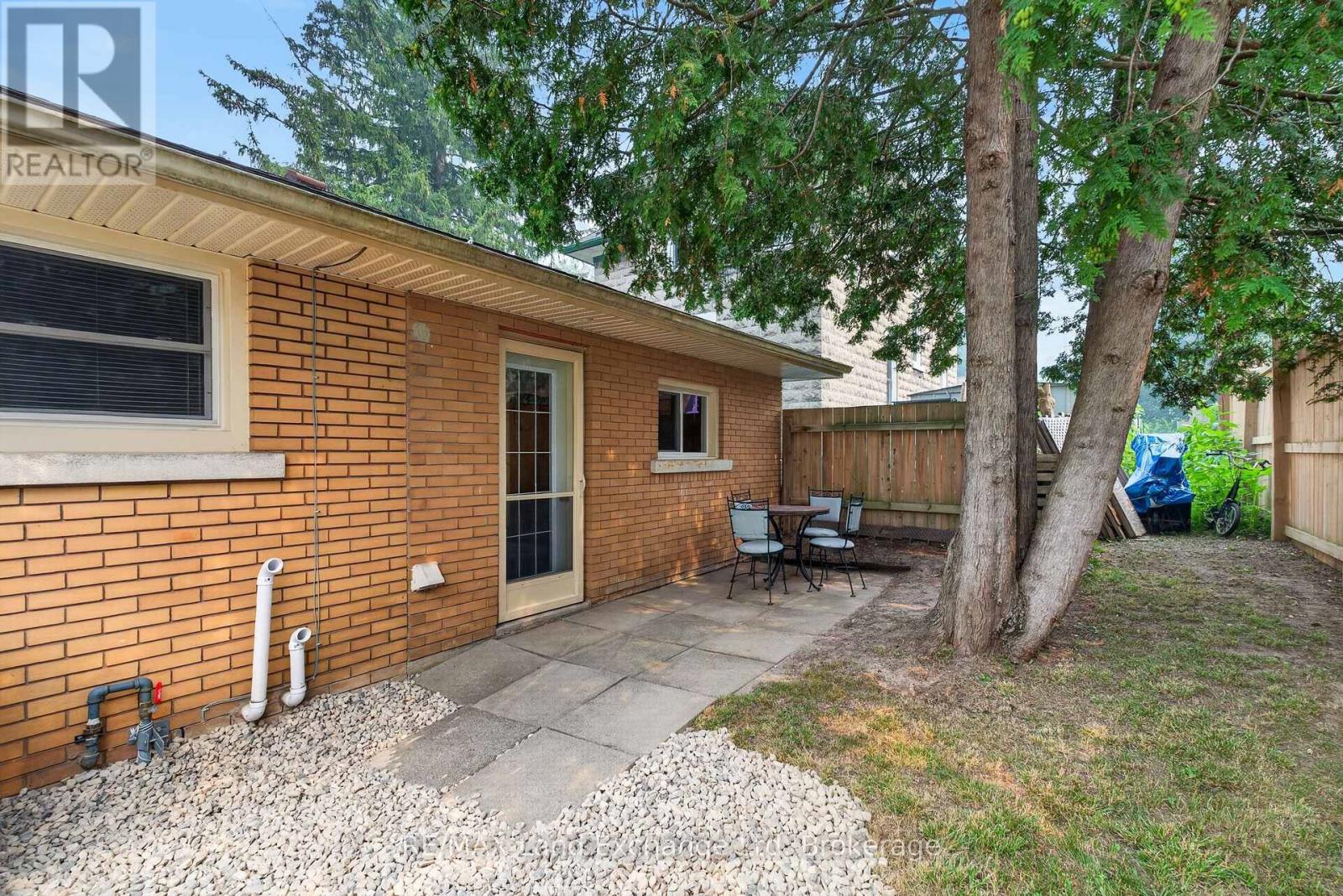 161 Catherine Street, North Huron, Ontario  N0G 2W0 - Photo 29 - X12483476