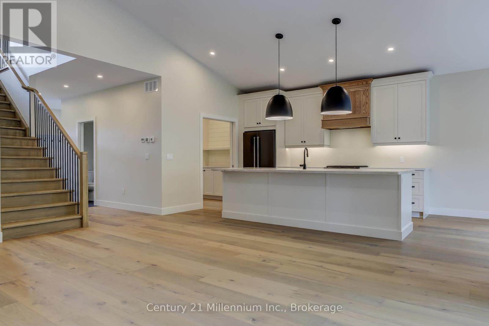 15 Grenville Street N, Saugeen Shores, Ontario  N0H 2L0 - Photo 17 - X12568882