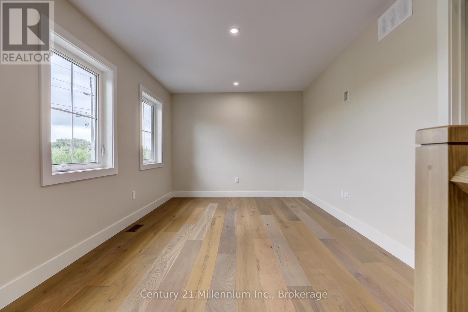 15 Grenville Street N, Saugeen Shores, Ontario  N0H 2L0 - Photo 41 - X12568882