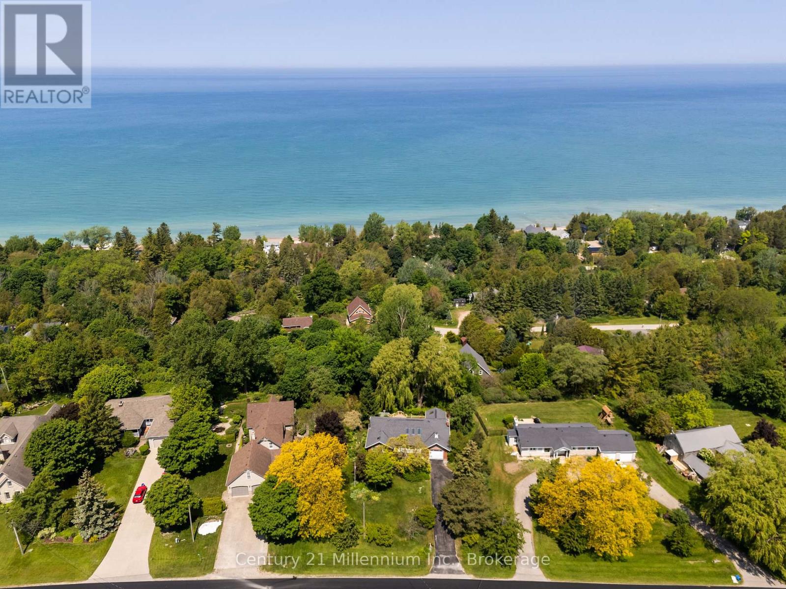 790 Lake Range Drive, Huron-Kinloss, Ontario  N2Z 0C3 - Photo 3 - X12581272
