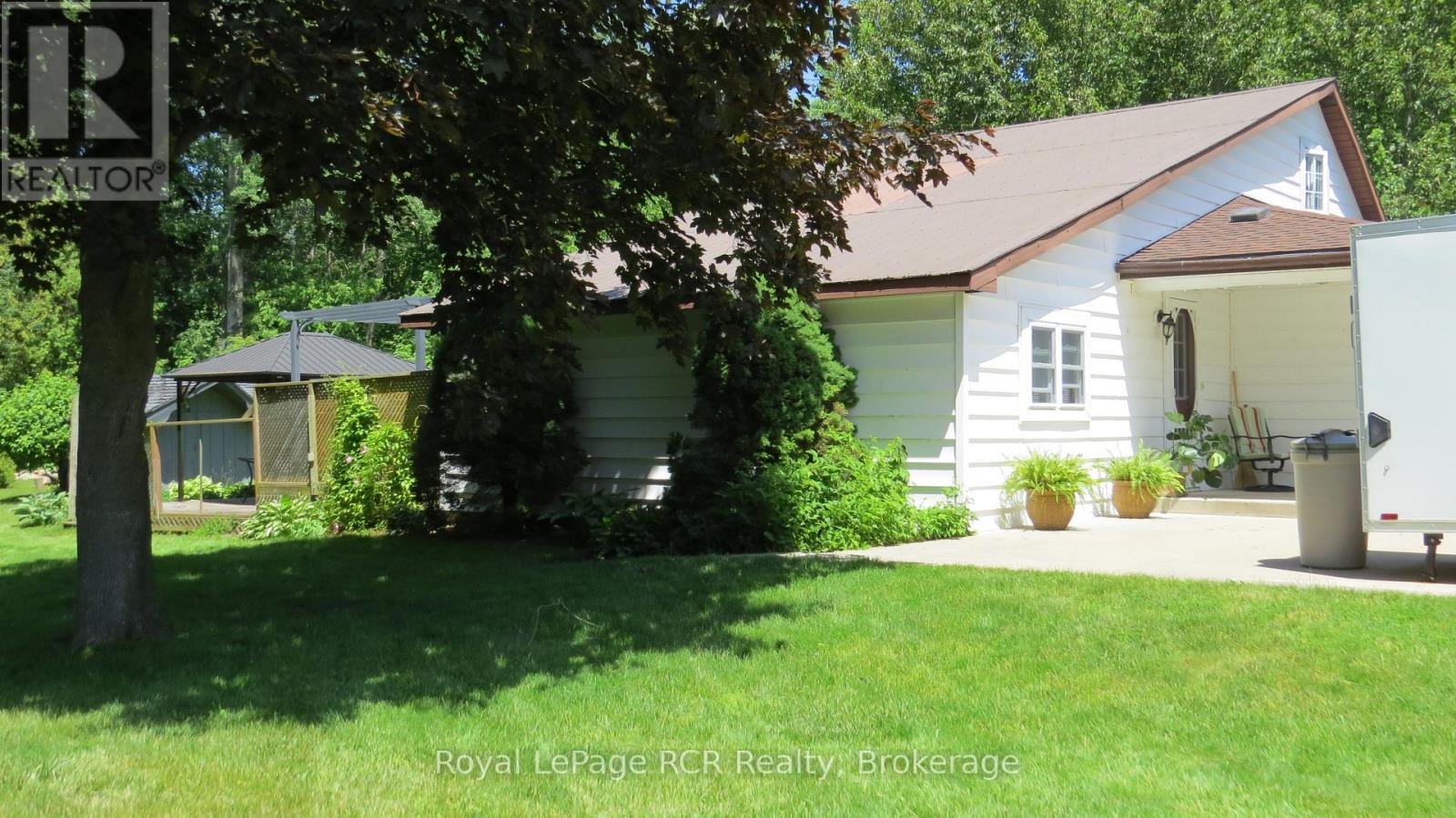 164 Edward Street, Saugeen Shores, Ontario  N0H 2L0 - Photo 6 - X12603674