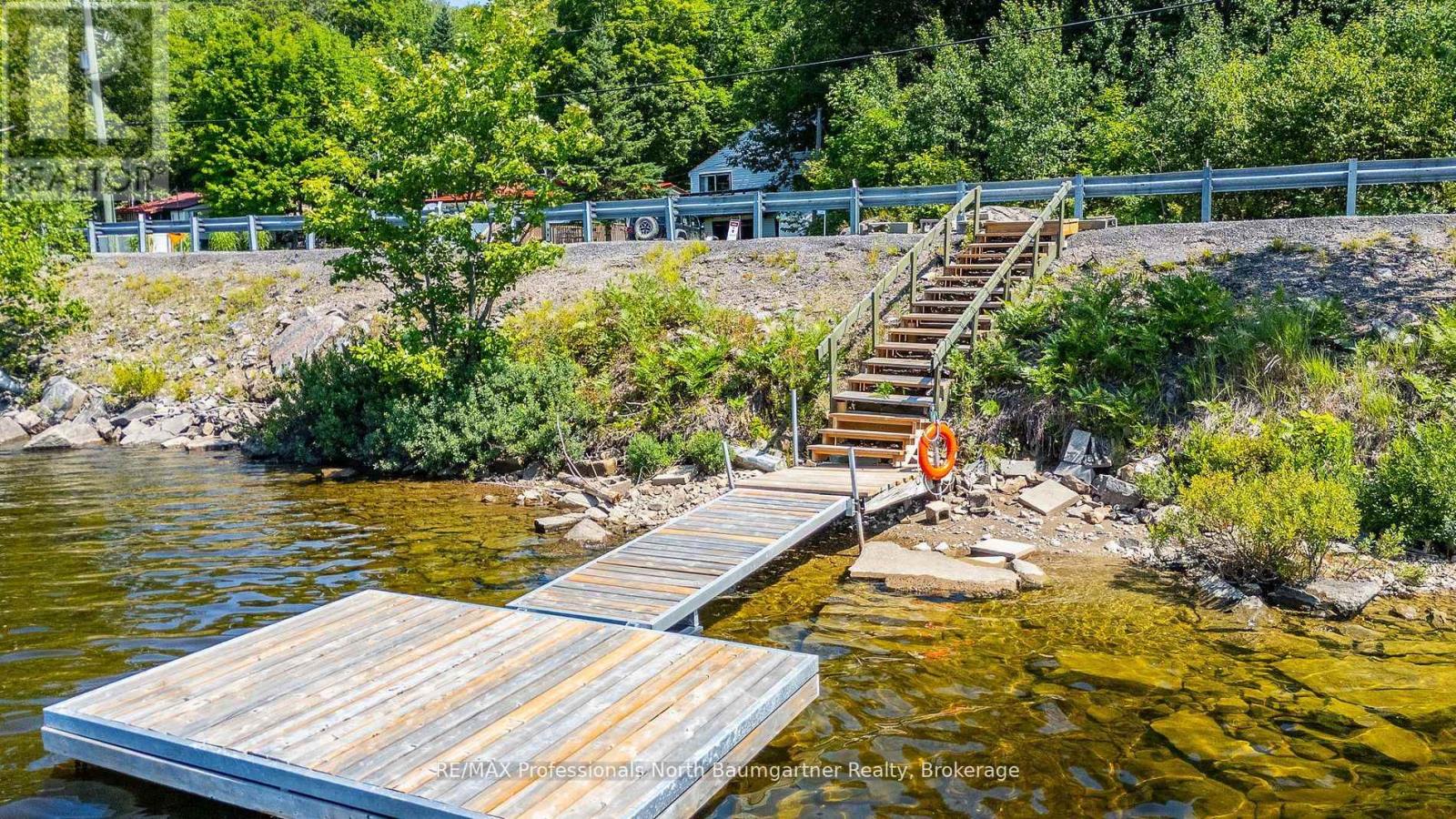 18830 Hwy 35, Algonquin Highlands, Ontario  K0M 1J2 - Photo 5 - X12604142