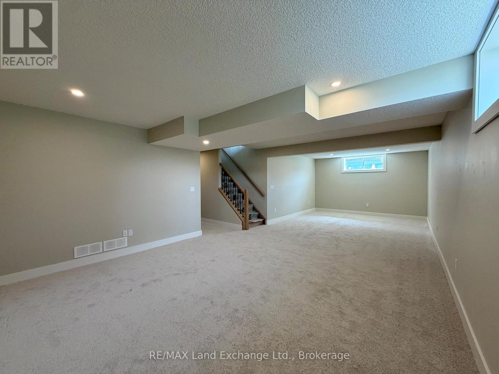 159 Westlinks Drive, Saugeen Shores, Ontario  N0H 2C3 - Photo 15 - X12604940