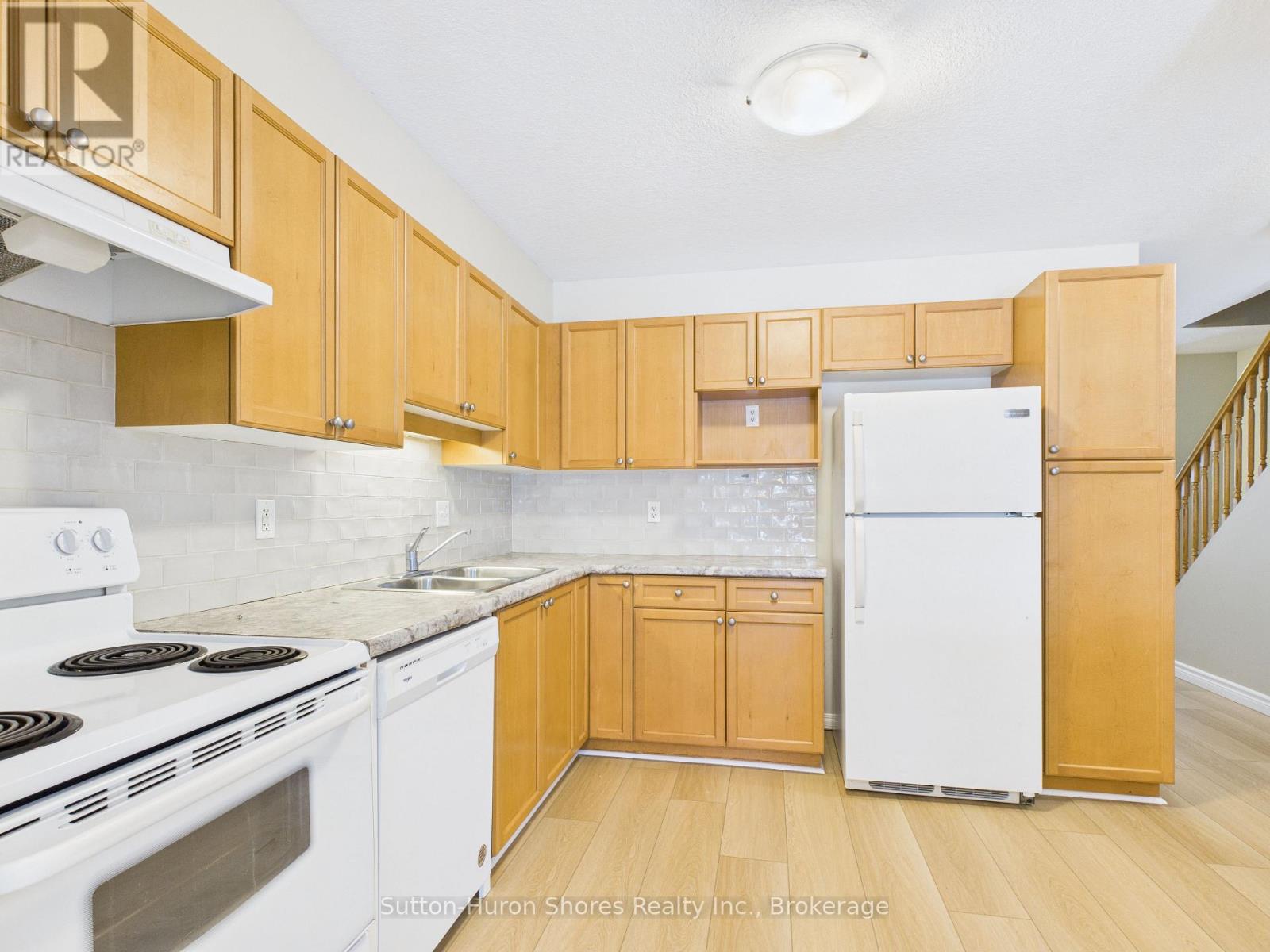 2 - 409 Joseph Street, Saugeen Shores, Ontario  N0H 2C2 - Photo 9 - X12611308