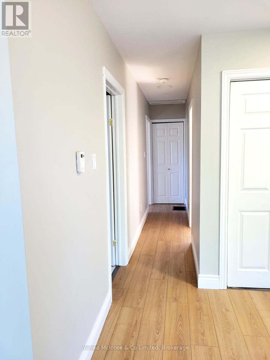104 Meadows Drive, West Grey, Ontario  N4N 3B8 - Photo 14 - X12629602