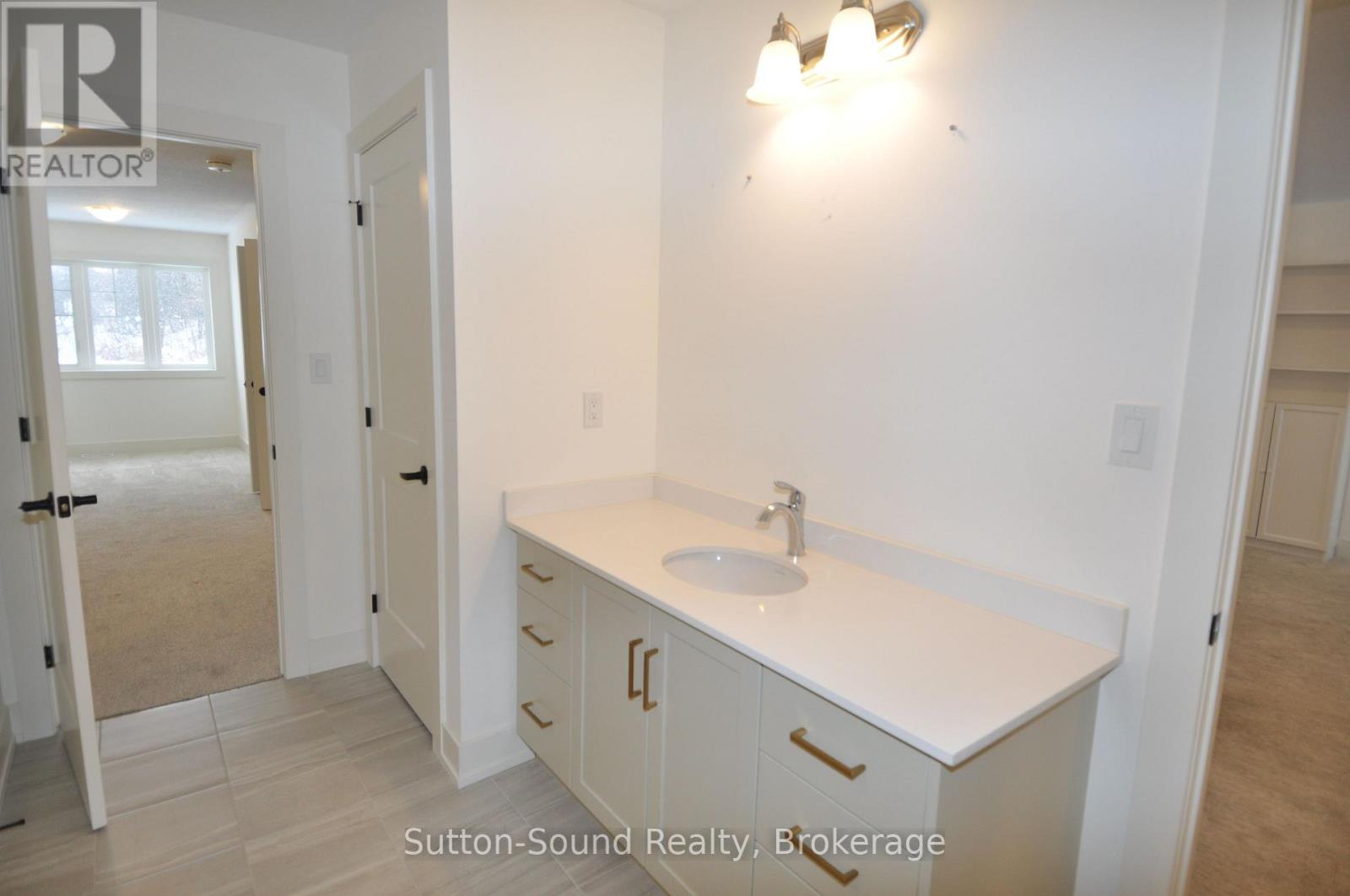 306 Sandpiper Lane, Georgian Bluffs, Ontario  N0H 1S0 - Photo 28 - X12629892