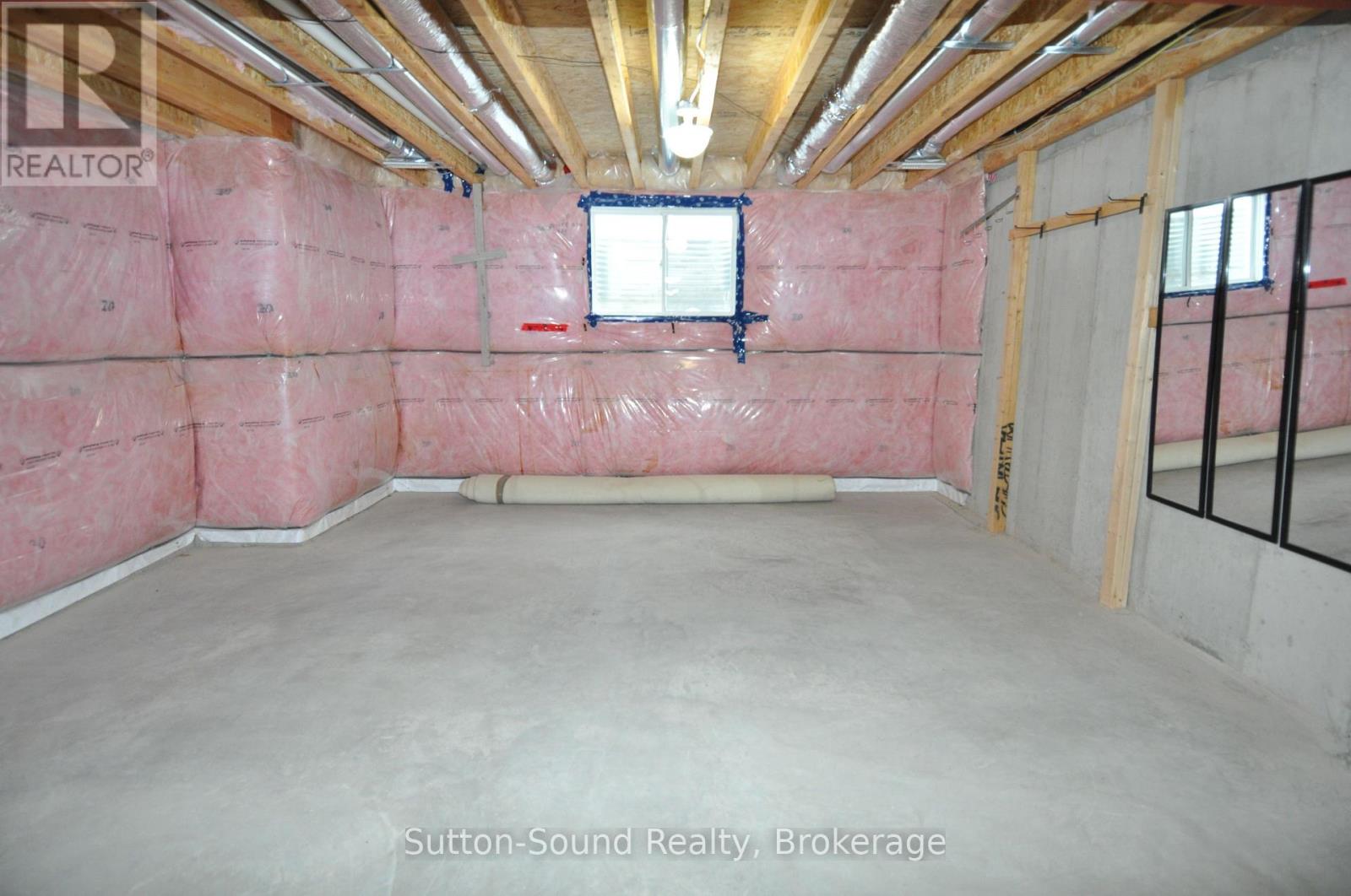 306 Sandpiper Lane, Georgian Bluffs, Ontario  N0H 1S0 - Photo 37 - X12629892