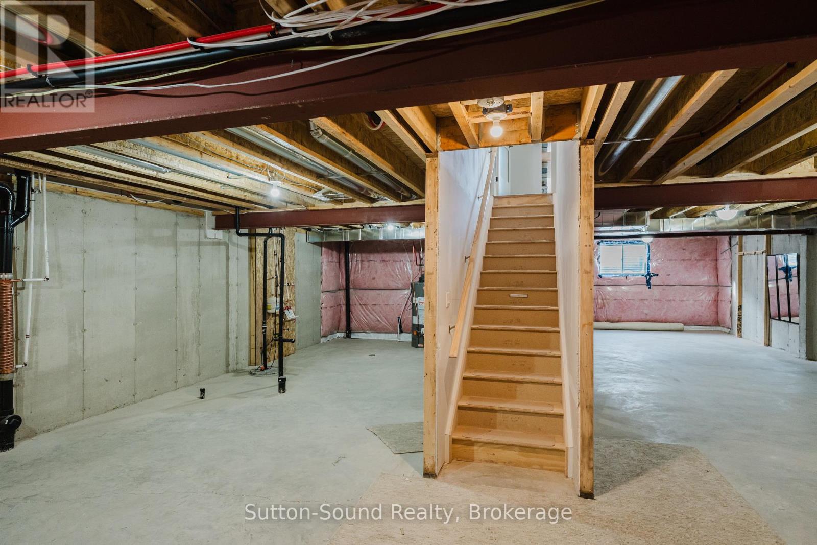 306 Sandpiper Lane, Georgian Bluffs, Ontario  N0H 1S0 - Photo 40 - X12629892