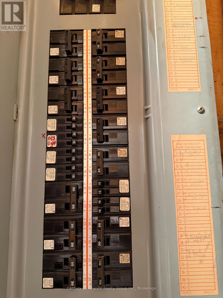 1028 Crabbe Lane, Dysart Et Al, Ontario  K0M 1S0 - Photo 23 - X12635716