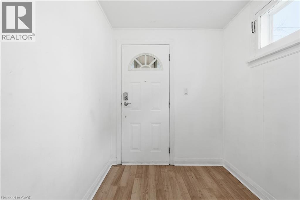 20 York Street, Welland, Ontario  L3B 4A6 - Photo 6 - 40794306