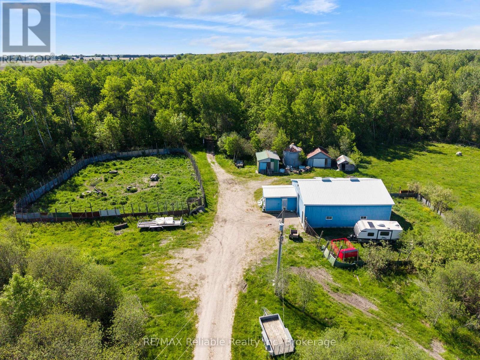 82675 Perth Road 180 Road, Huron East, Ontario  N0K 1A0 - Photo 10 - X12643710