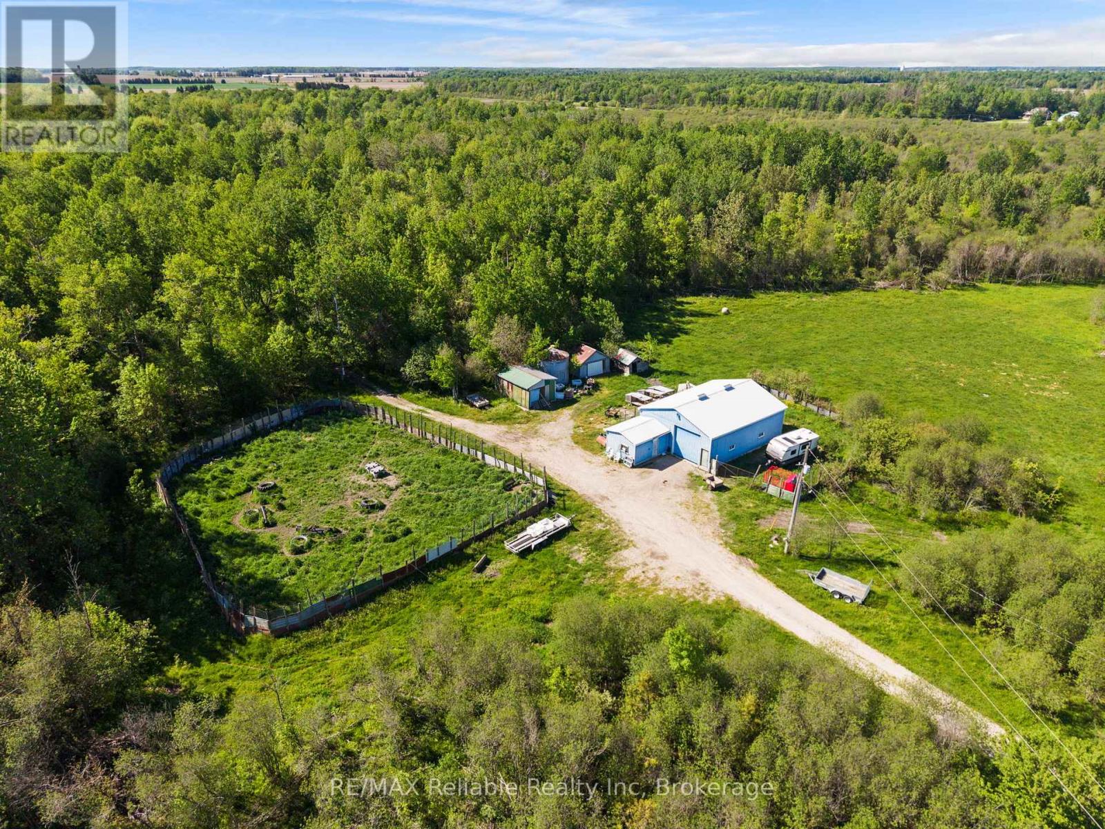 82675 Perth Road 180 Road, Huron East, Ontario  N0K 1A0 - Photo 23 - X12643710