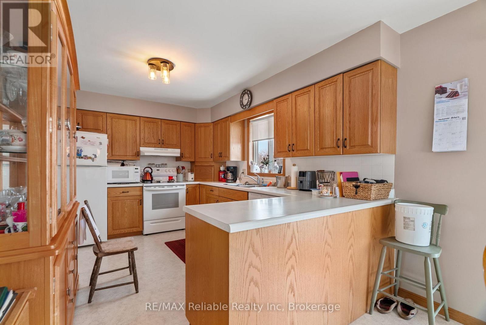 82675 Perth Road 180 Road, Huron East, Ontario  N0K 1A0 - Photo 33 - X12643710