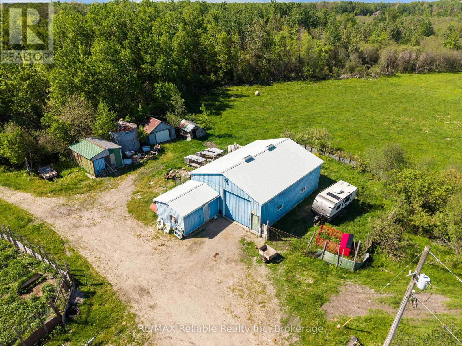82675 Perth Road 180 Road, Huron East, Ontario  N0K 1A0 - Photo 8 - X12643710