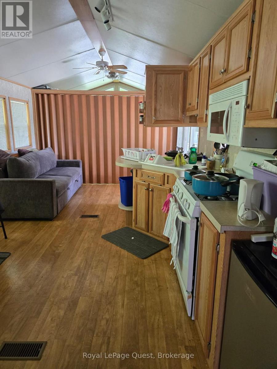 22 - 1005 Stephens Bay Road, Bracebridge, Ontario  P1L 1X2 - Photo 17 - X12647718