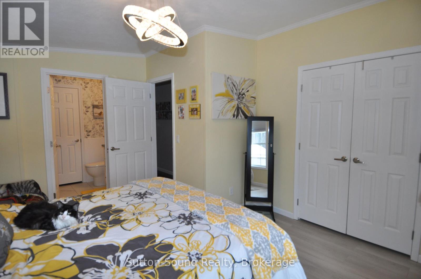 144 Rosewood Drive, Georgian Bluffs, Ontario  N4K 5N5 - Photo 13 - X12655698