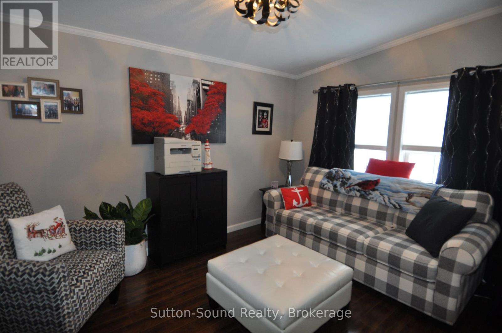 144 Rosewood Drive, Georgian Bluffs, Ontario  N4K 5N5 - Photo 17 - X12655698
