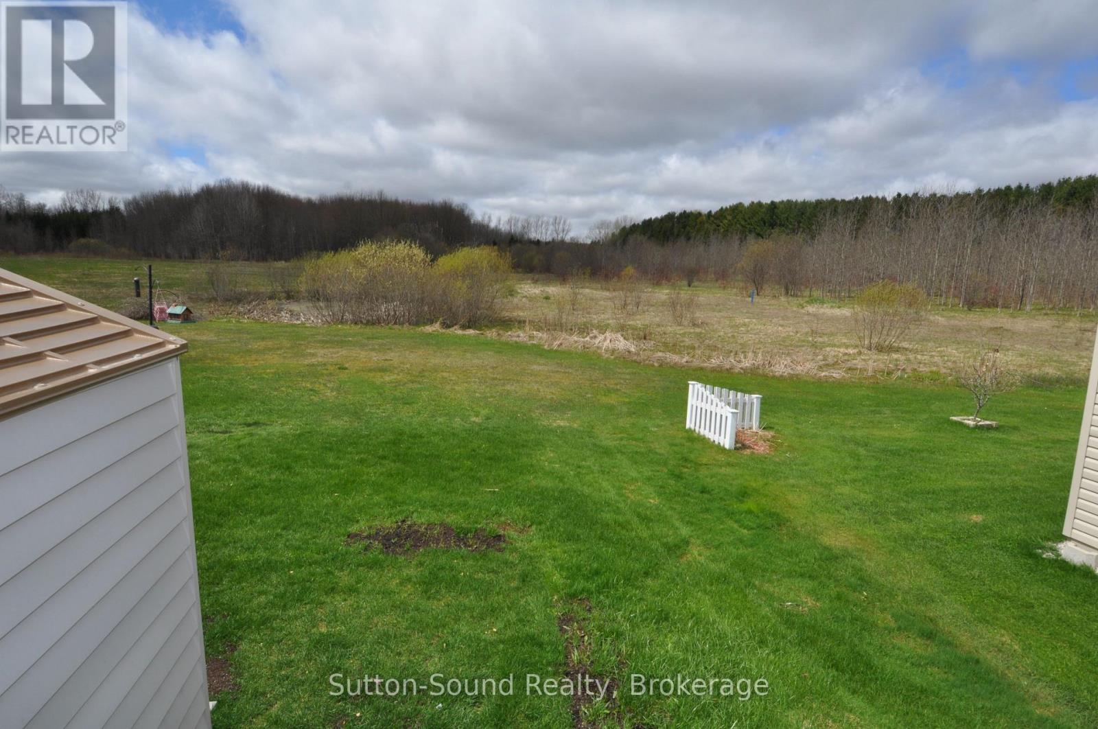 144 Rosewood Drive, Georgian Bluffs, Ontario  N4K 5N5 - Photo 26 - X12655698