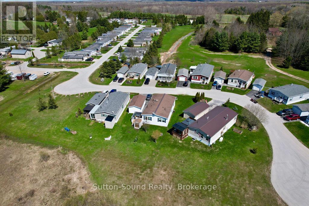 144 Rosewood Drive, Georgian Bluffs, Ontario  N4K 5N5 - Photo 35 - X12655698