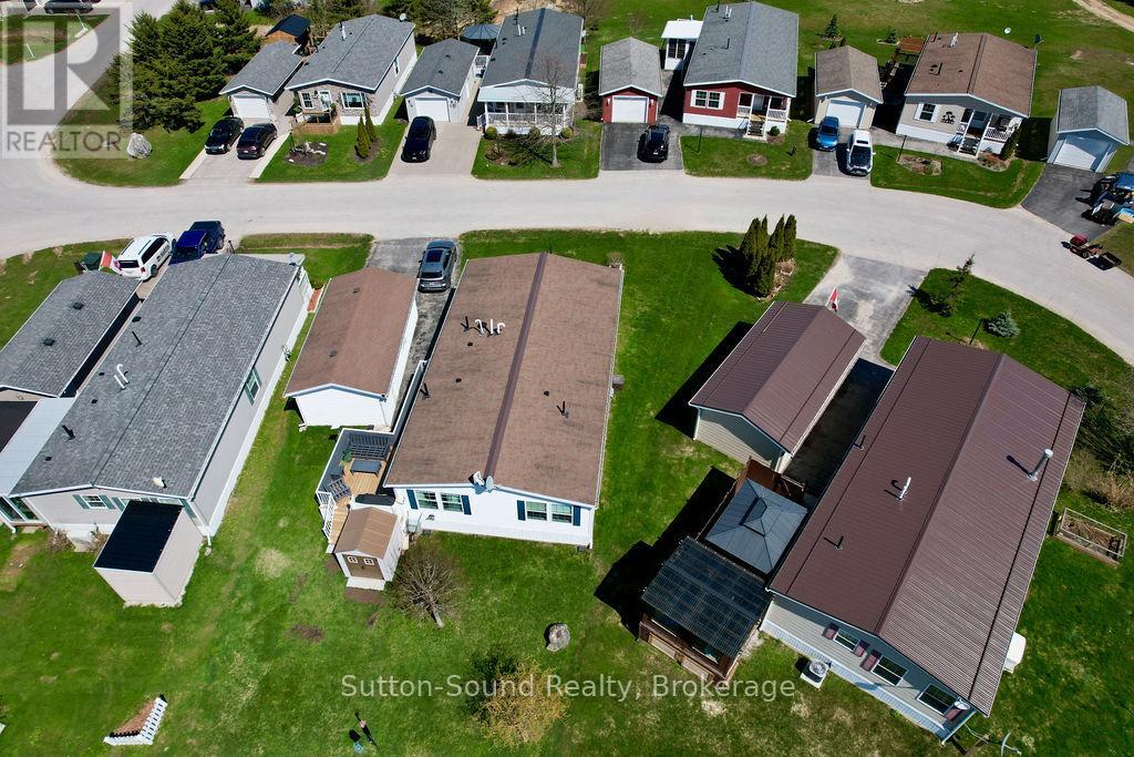 144 Rosewood Drive, Georgian Bluffs, Ontario  N4K 5N5 - Photo 38 - X12655698