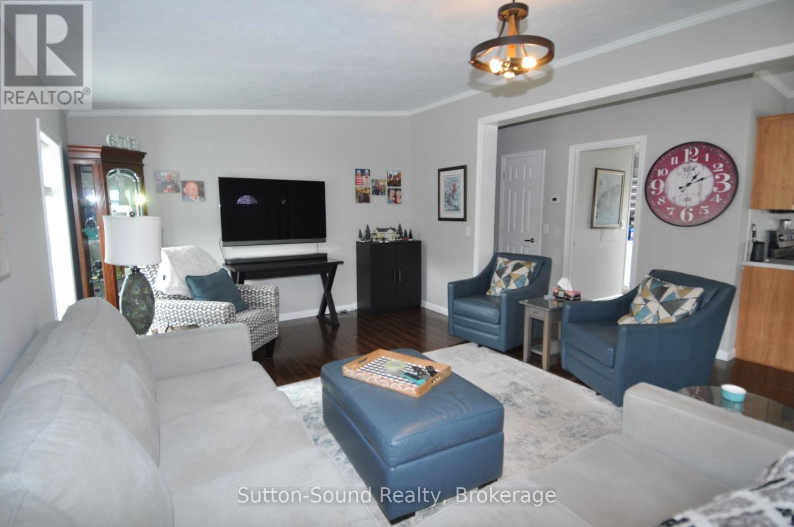 144 Rosewood Drive, Georgian Bluffs, Ontario  N4K 5N5 - Photo 5 - X12655698