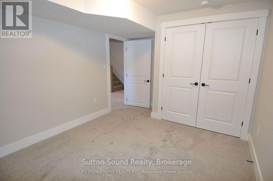 622 8th Street W, Owen Sound, Ontario  N4K 5N3 - Photo 21 - X12661152
