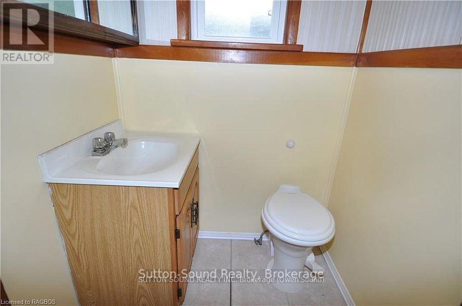 38 Island View Drive, South Bruce Peninsula, Ontario  N0H 1A0 - Photo 19 - X12675994