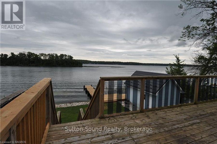 38 Island View Drive, South Bruce Peninsula, Ontario  N0H 1A0 - Photo 6 - X12675994
