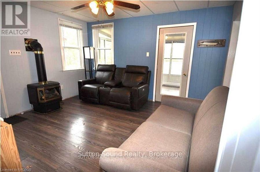 38 Island View Drive, South Bruce Peninsula, Ontario  N0H 1A0 - Photo 8 - X12675994