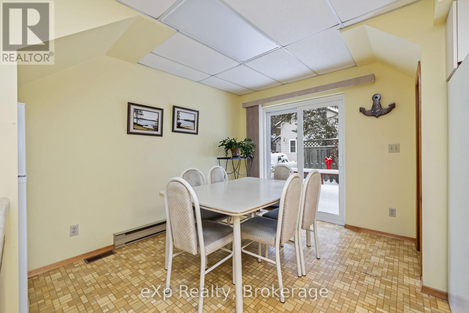 2 Henry Street, Mckellar, Ontario  P0G 1C0 - Photo 10 - X12680114