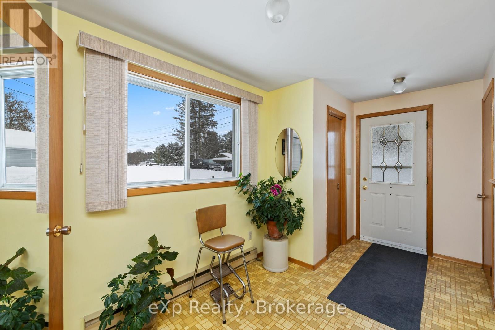 2 Henry Street, Mckellar, Ontario  P0G 1C0 - Photo 6 - X12680114