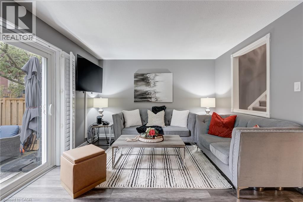 2825 Gananoque Drive Unit# 48, Mississauga, Ontario  L5N 1V6 - Photo 7 - 40797660