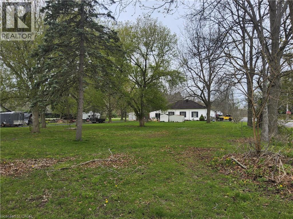 740 Hillcrest Road, Simcoe, Ontario  N3Y 4K1 - Photo 2 - 40796447