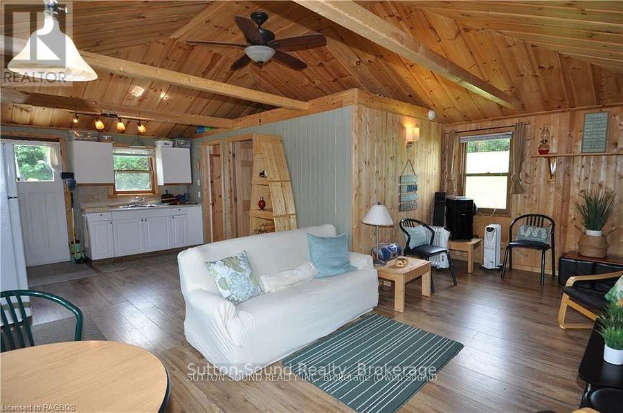 41 Islandview Drive, South Bruce Peninsula, Ontario  N0H 1A0 - Photo 16 - X12686654