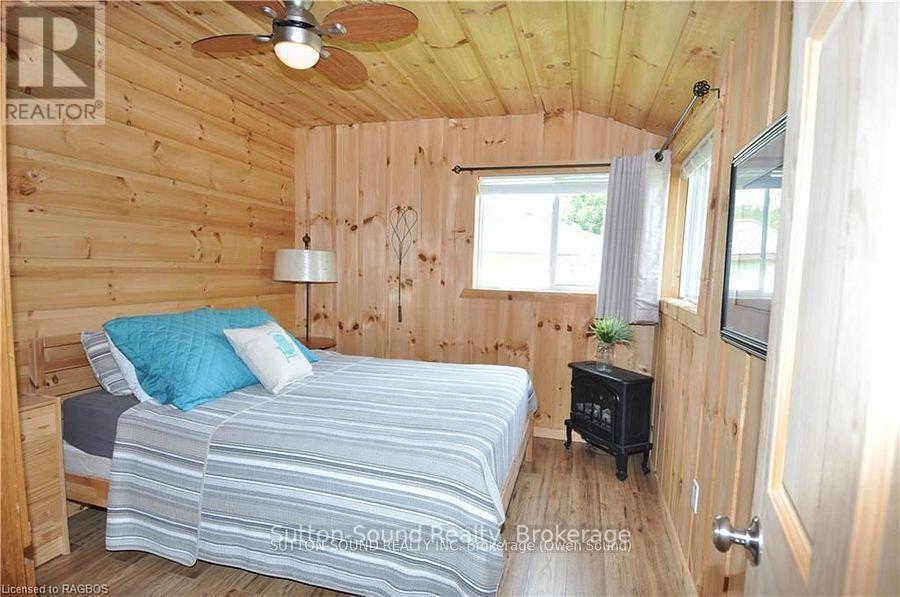 41 Islandview Drive, South Bruce Peninsula, Ontario  N0H 1A0 - Photo 17 - X12686654
