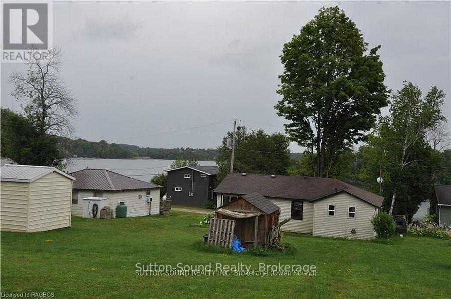 41 Islandview Drive, South Bruce Peninsula, Ontario  N0H 1A0 - Photo 5 - X12686654