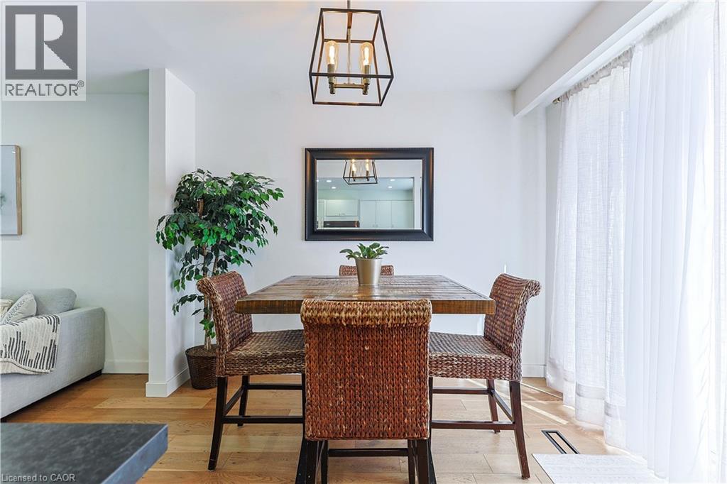 5475 Lakeshore Road Unit# 54, Burlington, Ontario  L7L 1E1 - Photo 13 - 40797880