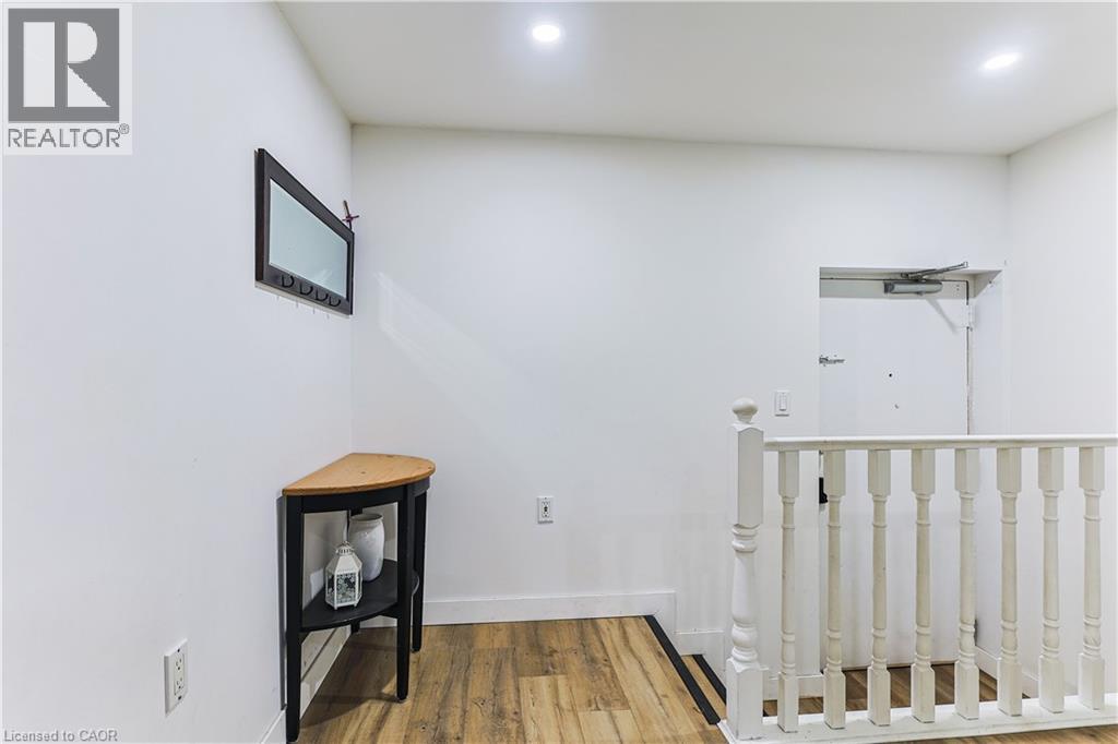 5475 Lakeshore Road Unit# 54, Burlington, Ontario  L7L 1E1 - Photo 36 - 40797880
