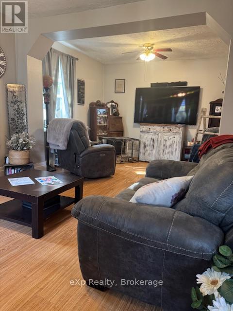 120 3rd Avenue Sw, Arran-Elderslie, Ontario  N0G 1L0 - Photo 10 - X12692790
