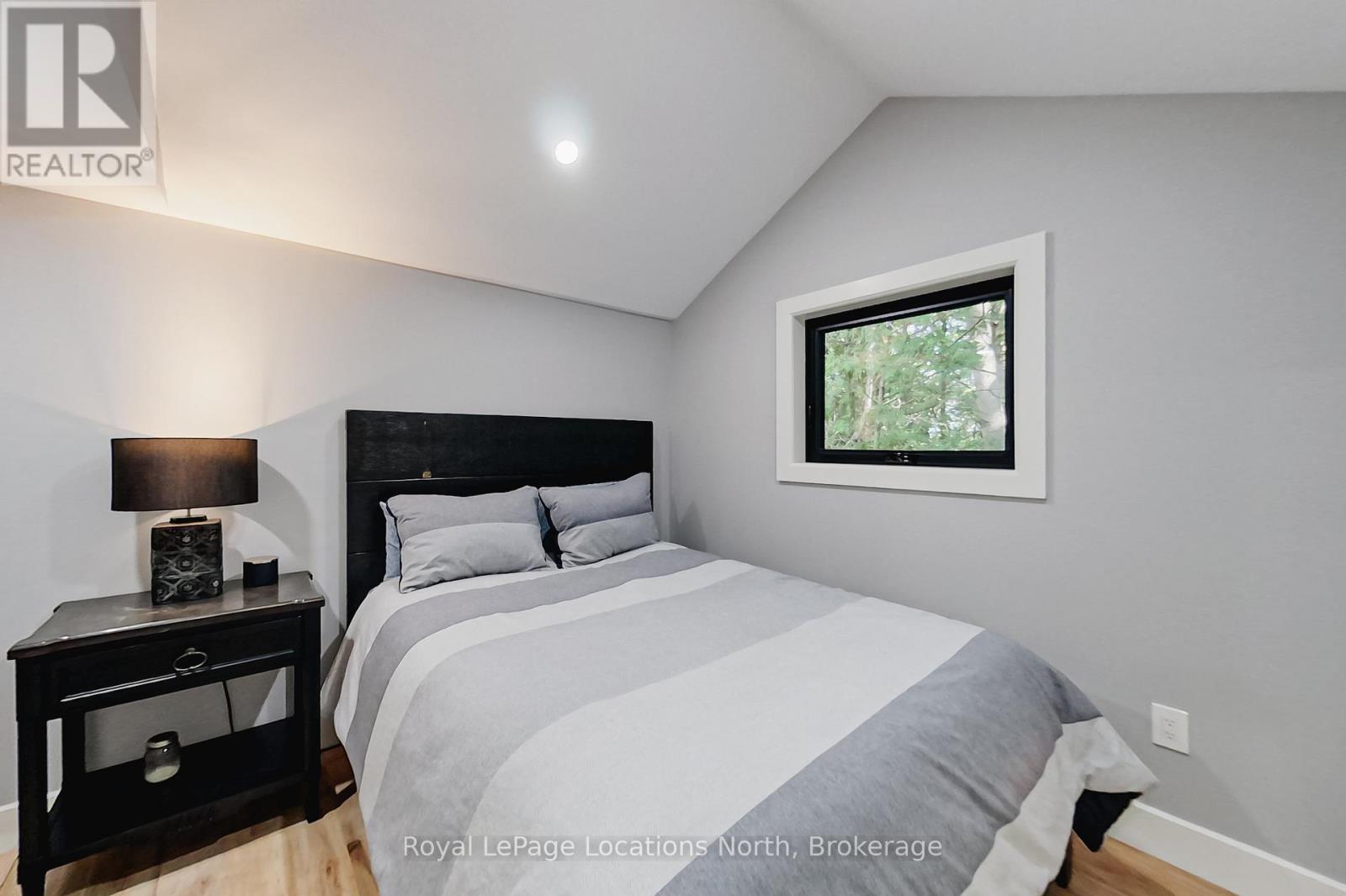 74 Arthur Street E, Blue Mountains, Ontario  N0H 2P0 - Photo 41 - X12698380